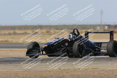 media/Oct-29-2022-CalClub SCCA (Sat) [[e05833b2e9]]/Race Group 2/Qualifying (Sweeper)/